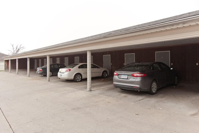 Building Photo - 930A Boston Way #6 in Coralville, IA