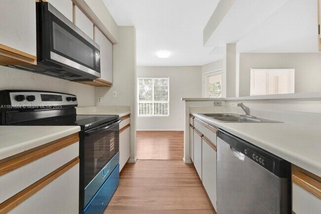 Building Photo - 2321 NW 33rd St