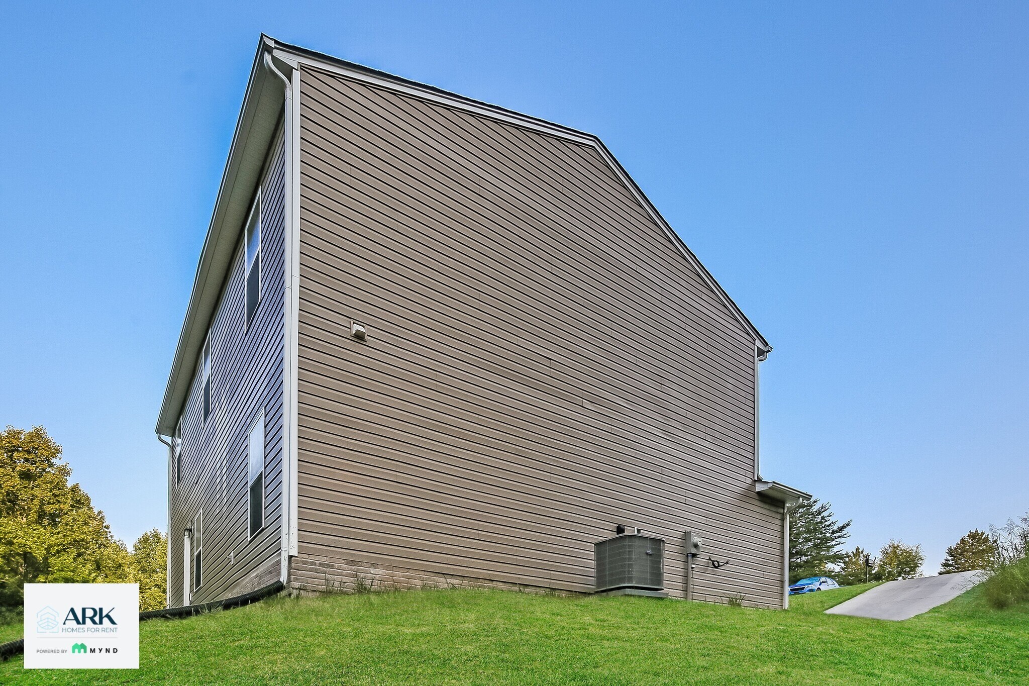 Building Photo - 125 Zach Dr