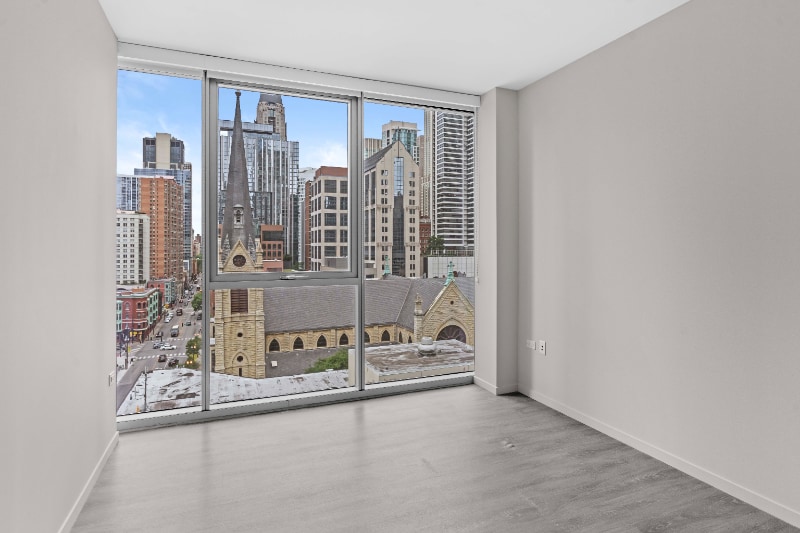 Building Photo - 17 E Huron St