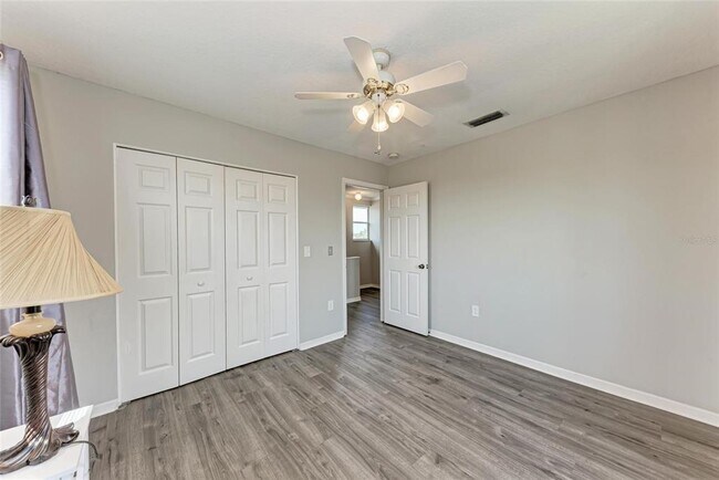 Building Photo - 5453 Colony Lake Ln