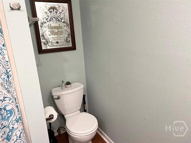 Building Photo - 12 St Moritz Ct