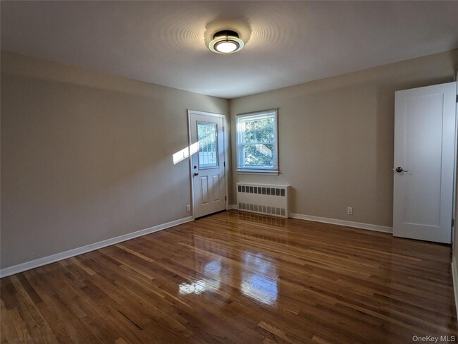 Building Photo - 251-16 Gaskell Rd