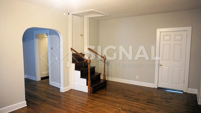 Building Photo - 7230 4th Ave S