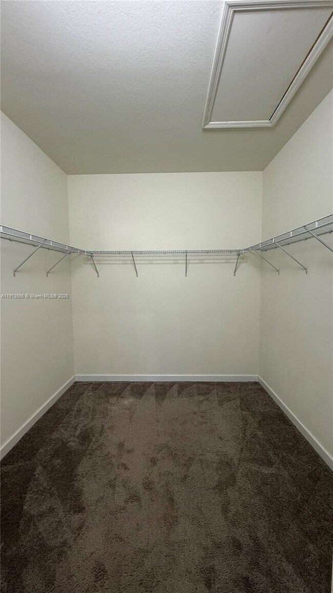 Building Photo - 25301 SW 114th Ct