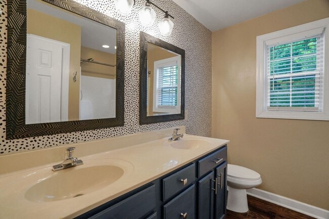 Building Photo - Charming 3BR House in Holly Springs