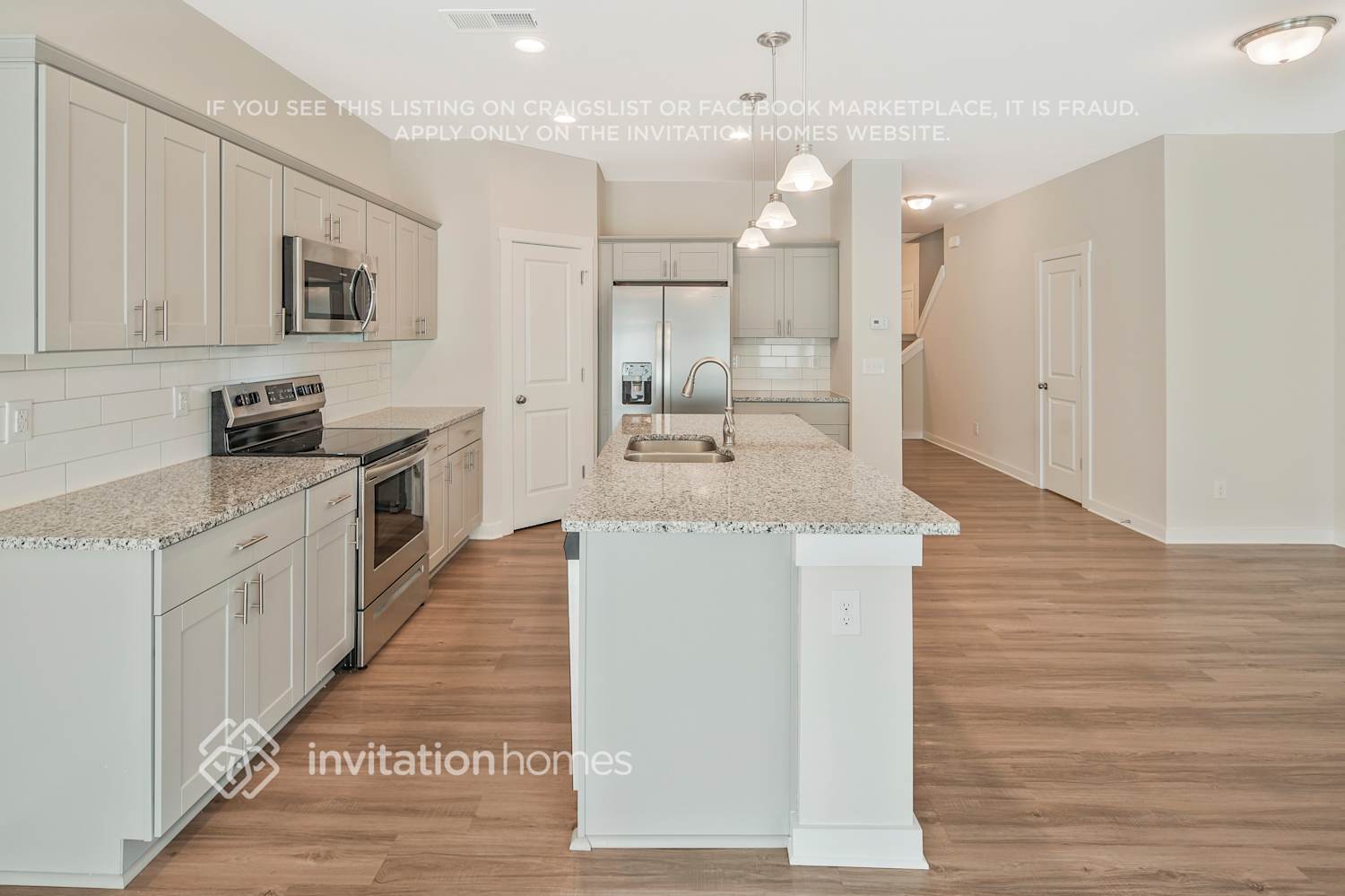 Building Photo - 3011 Ayana Dr
