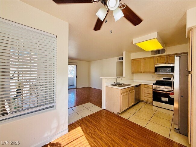 Building Photo - 3058 Casey Dr