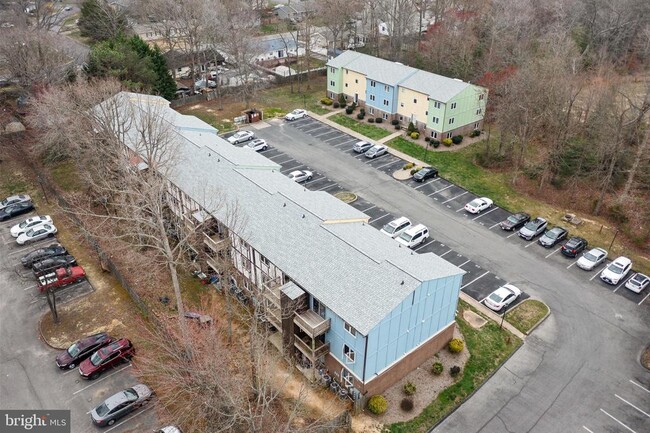 Building Photo - 22028 Oxford Ct