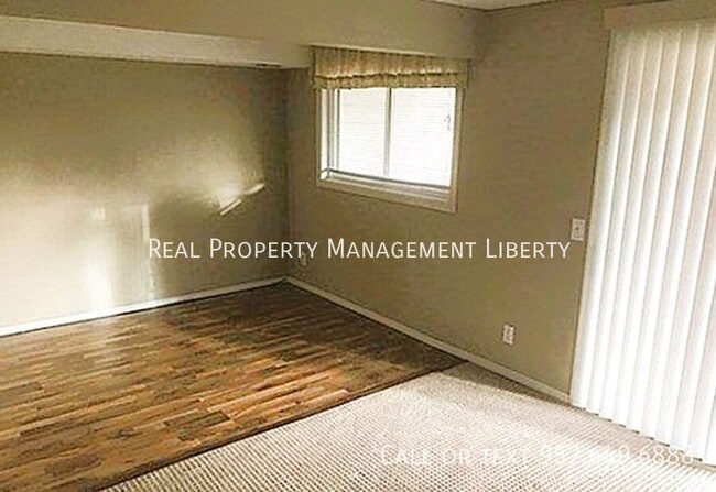 Building Photo - 10425 Decatur Cir