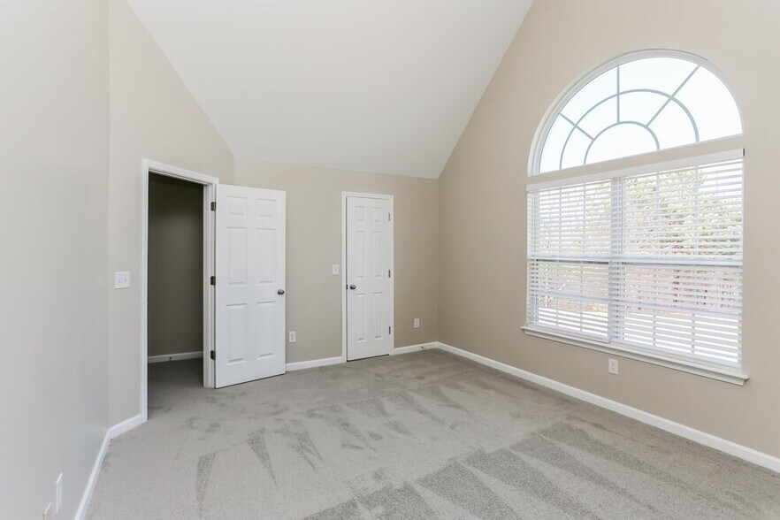 Building Photo - 4225 Fourth Rail Ln