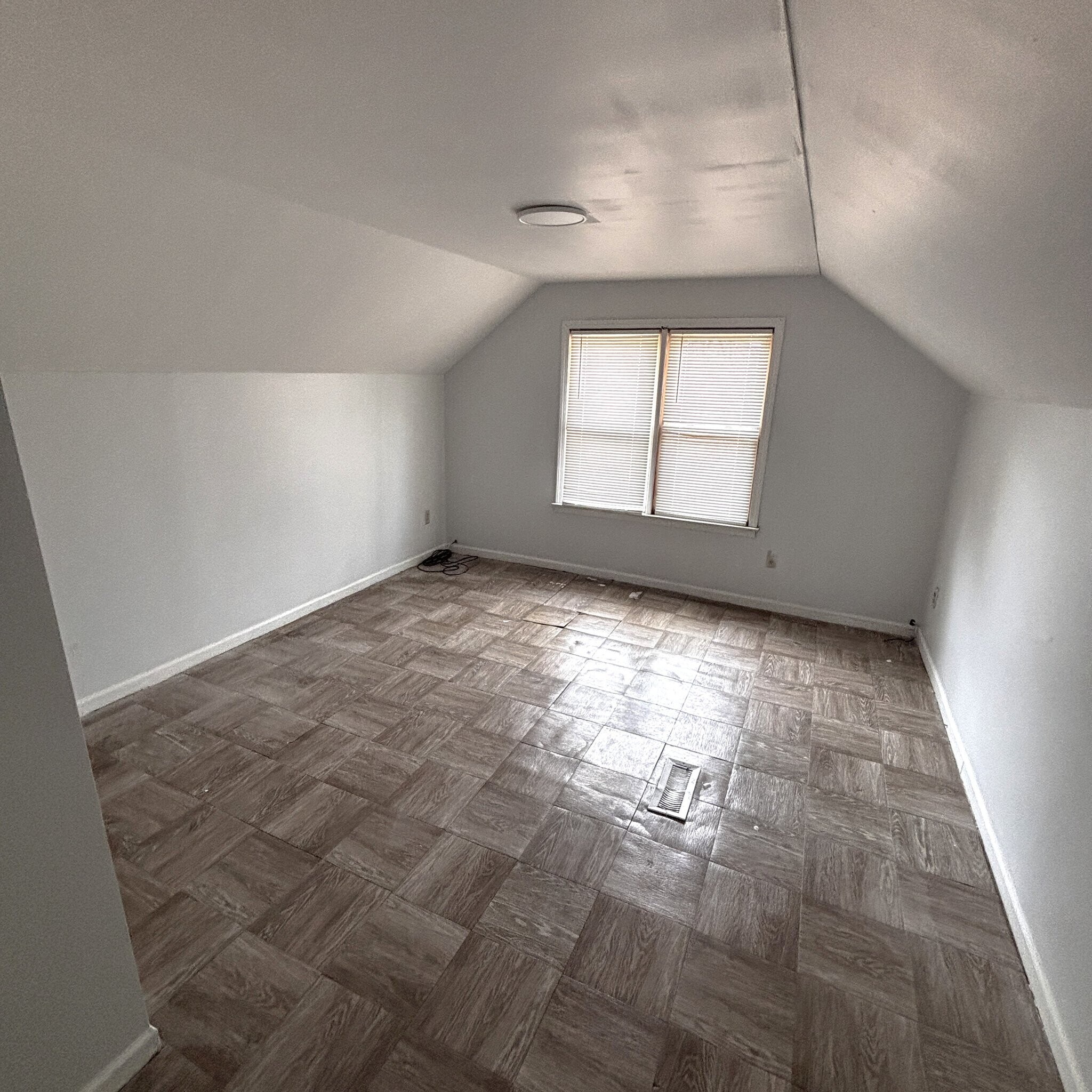 Building Photo - 10794 Marne St