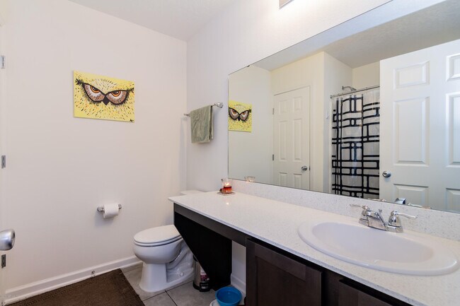 Building Photo - 7634 Fanning Dr