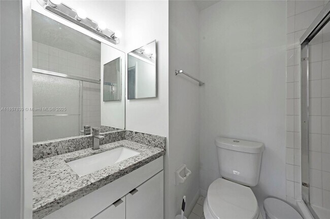 Building Photo - 139 Riviera Cir