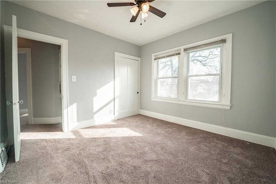 Building Photo - 2085 Marlowe Ave