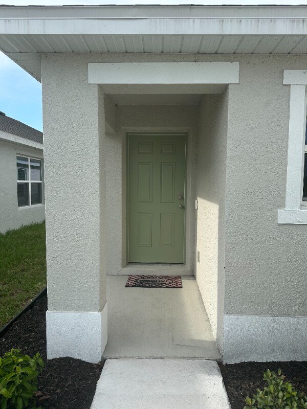 Building Photo - 5105 Red Rooster Rd