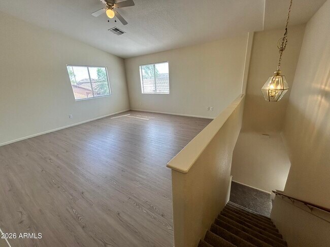 Building Photo - 42406 W Sunland Dr