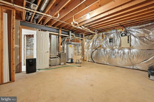 Building Photo - 9144 Big Springs Loop