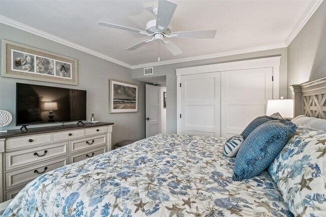 Building Photo - 8 Glencoe Pl