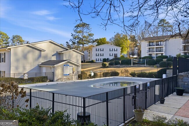 Building Photo - 1150 Collier Rd NW