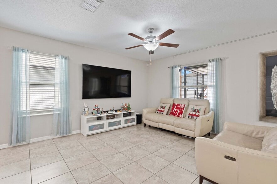 Building Photo - 3717 Cat Mint St