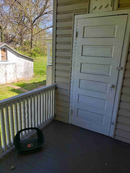 Building Photo - 1612 Pierce St