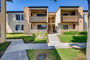 Exterior - 432 Edgehill Ln