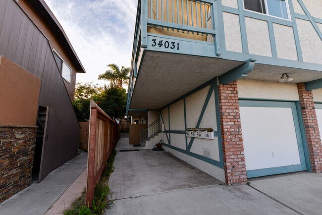 Building Photo - 34031 Street of the Amber Lantern