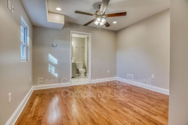 Building Photo - 1623 E Baltimore St