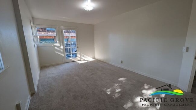 Building Photo - Warm & Welcoming 3-Bed Cottage with Character on 17-Mile Drive