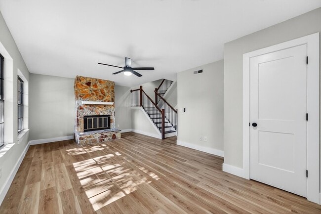 Building Photo - 2943 Cathedral Ln