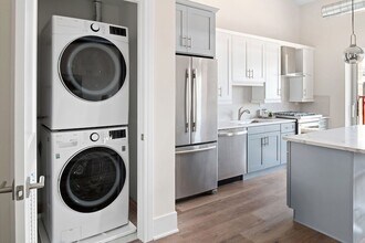 Building Photo - 1609 N Rutherford Ave