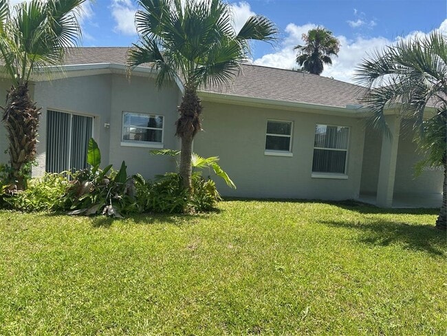 Building Photo - 20 Woodfield Dr