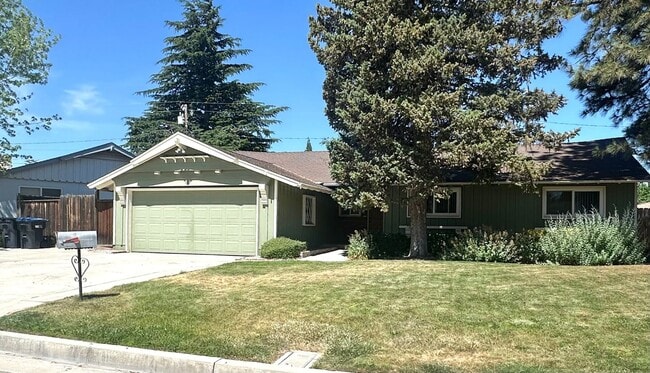Primary Photo - READY NOW! 3+2 with RV Parking!