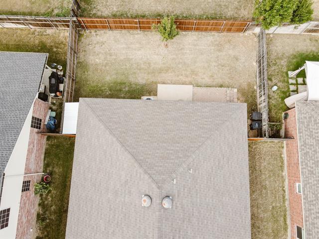 Building Photo - 1857 Shasta View Dr