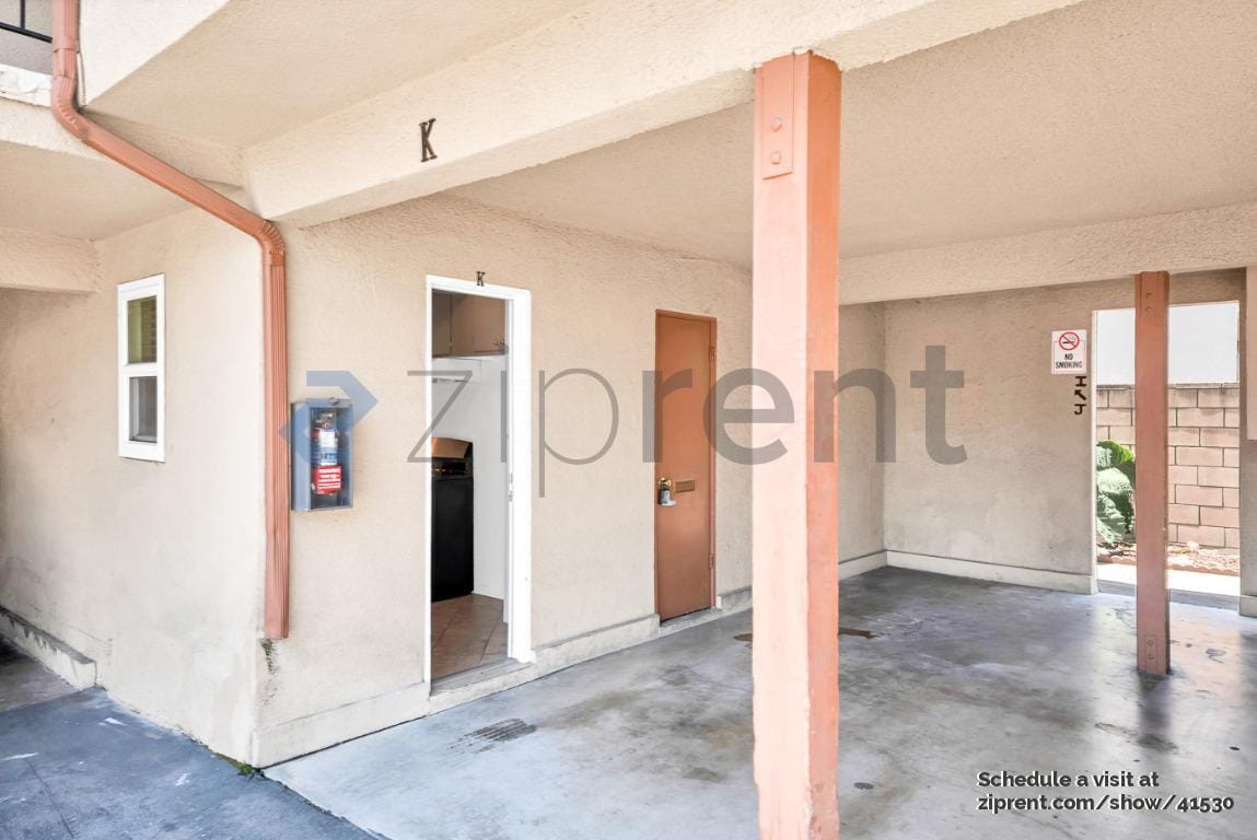 Building Photo - 837 S Sierra Vista Ave