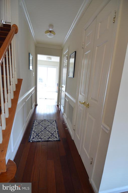 Building Photo - 2039 Gallows Tree Ct