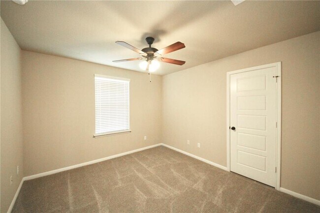 Building Photo - 10905 Minter Ct