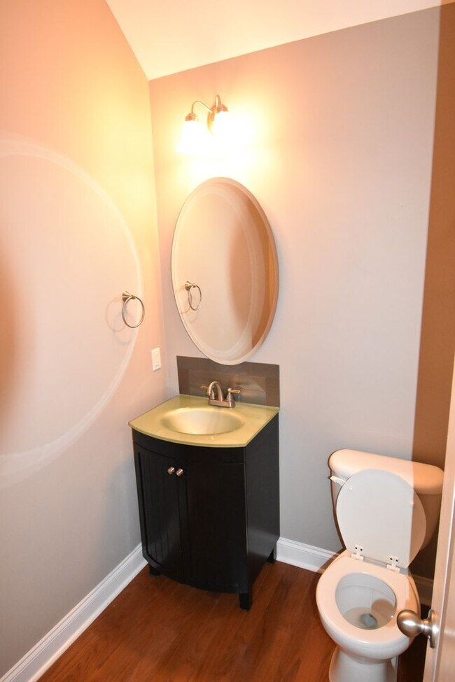 Building Photo - 4 Bedrooms and 2.5 Bath in Patriot Park Vi...