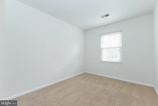 Building Photo - 6751 Jenny Leigh Ct