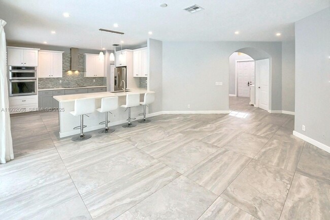 Building Photo - 4308 Diamond Terrace