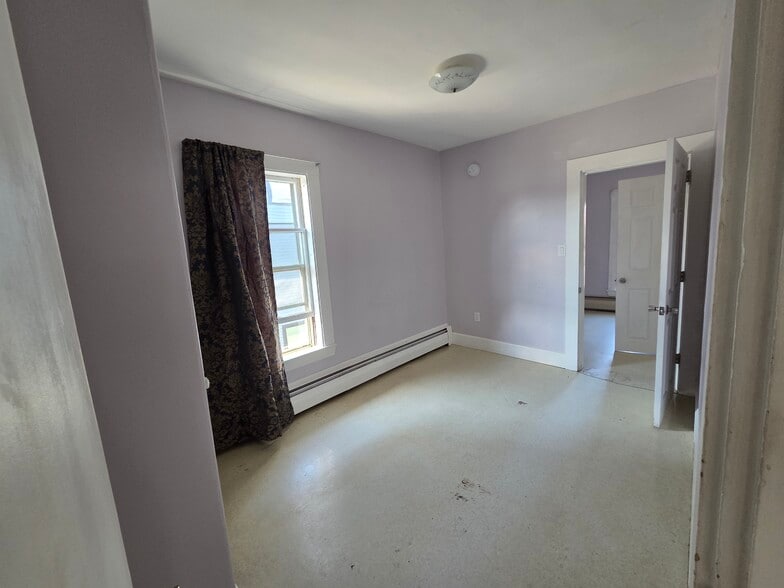 Bedroom 3 - 85 Pierce St