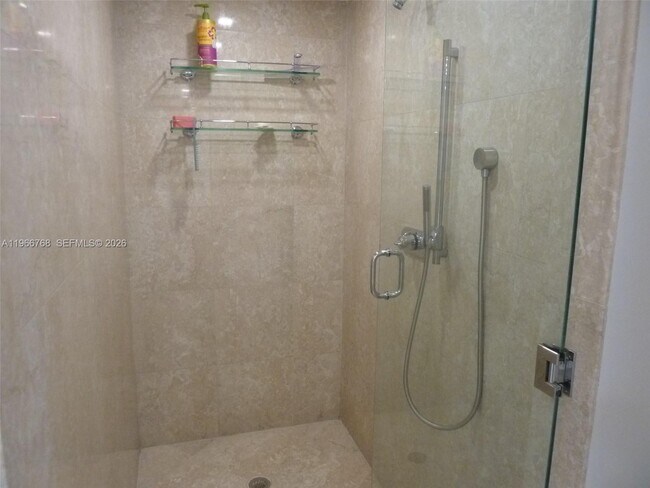 Building Photo - 400 Alton Rd