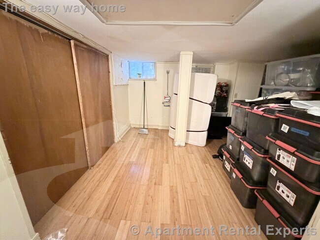 Building Photo - 4 St Mary Rd