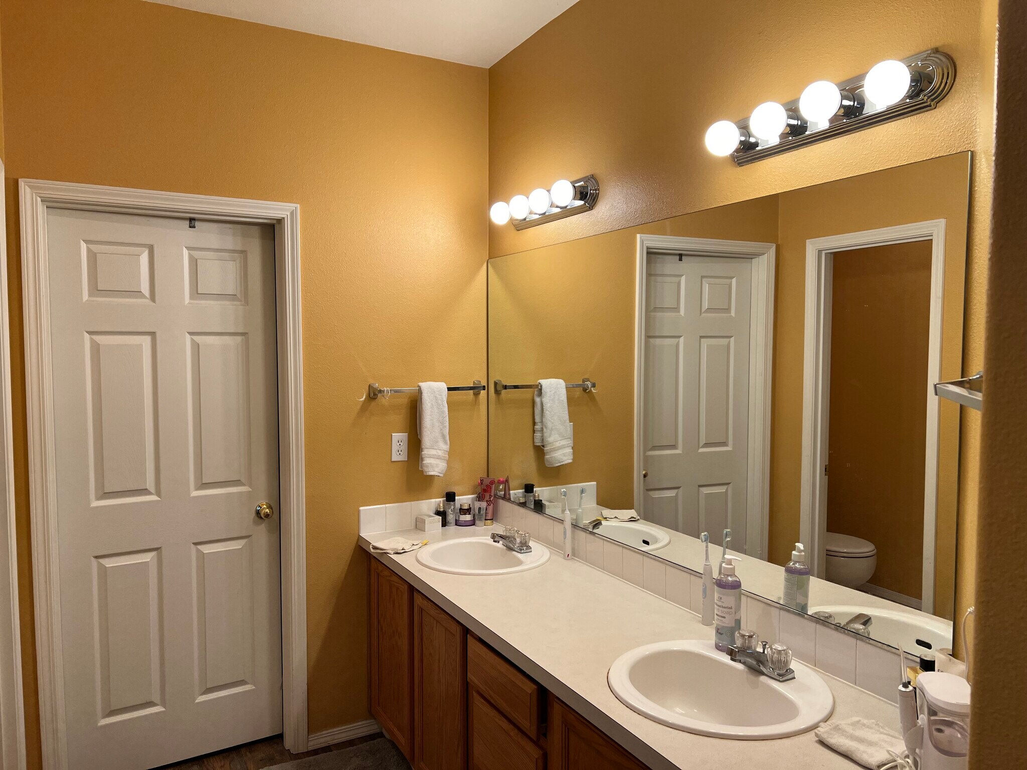 Building Photo - 2346 NE Ashton Way