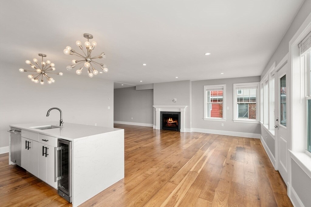 Building Photo - 176 Winthrop Shore Dr