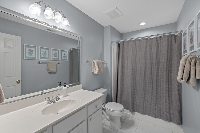 Building Photo - 105 Silverado Trail