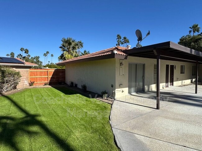 Building Photo - 1545 Inca Cir