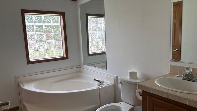 Building Photo - 336 S Wynn Wood Cir