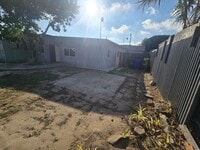 Building Photo - Sycamore Rd